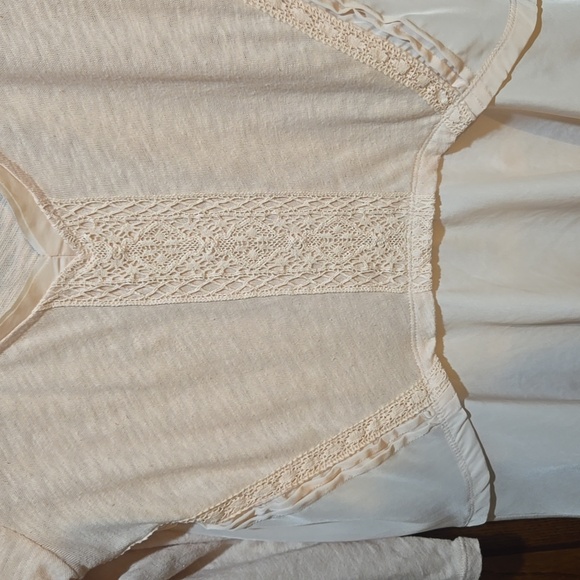 Size Xsmall Meadow Rue Top - Picture 2 of 8